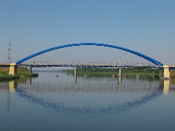 Most przsowy czcy miasto Wolin ze staym ldem (Recaw)